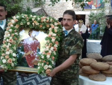 ΓΕΣ: Εσπερινός στην Ι.Μ. Αγίου Παντελεήμονα με την συμμετοχή προσωπικού της ΔΑΝ ΤΗΛΟΥ (φωτό)